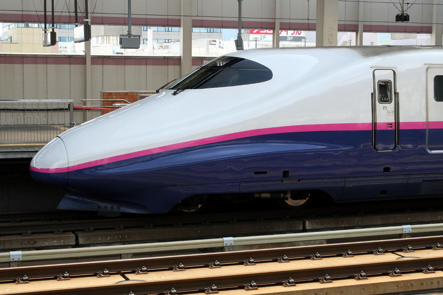 Shinkansen snabbtåg i Japan