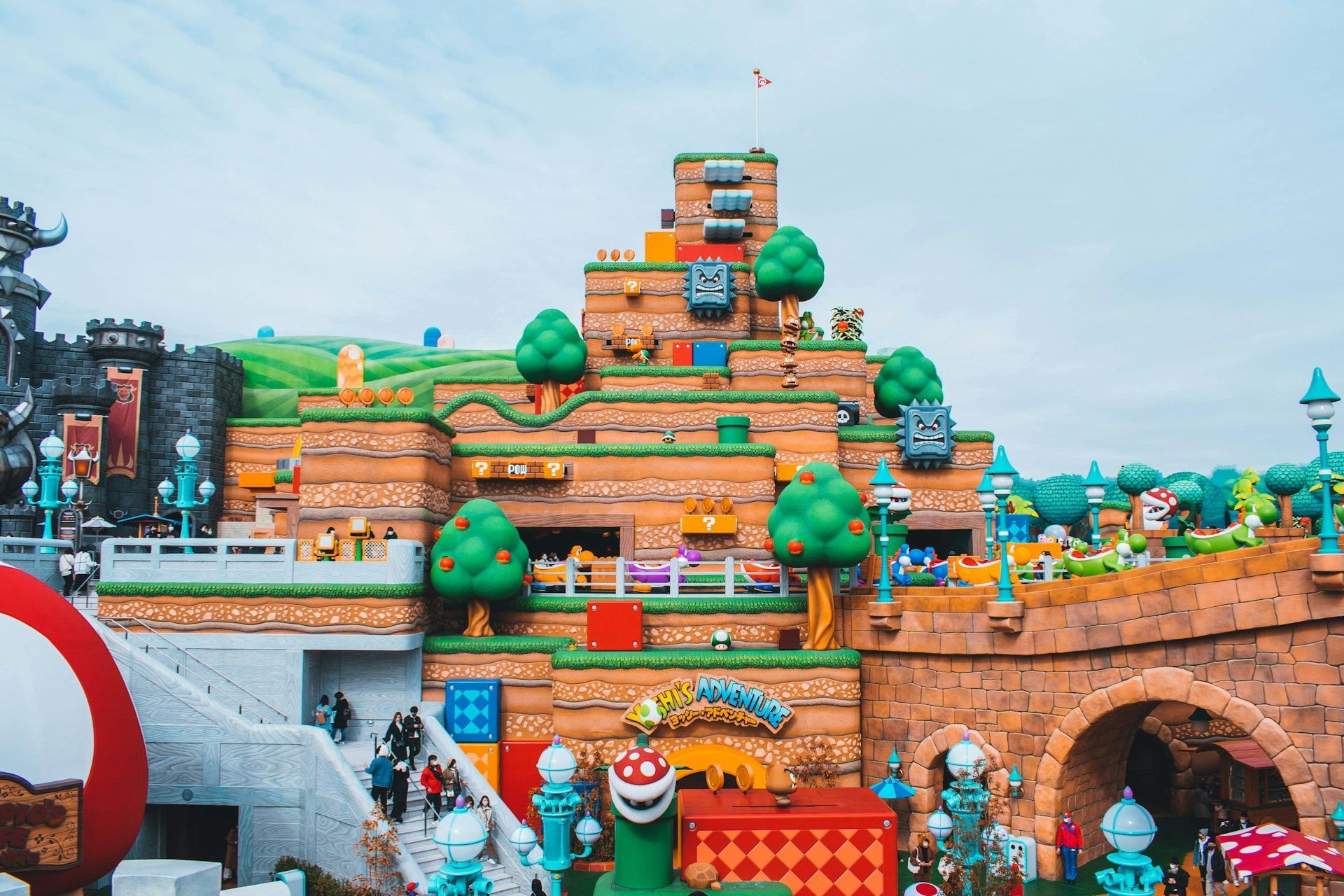 Super Nintendo World översikt med Yoshis äventyr